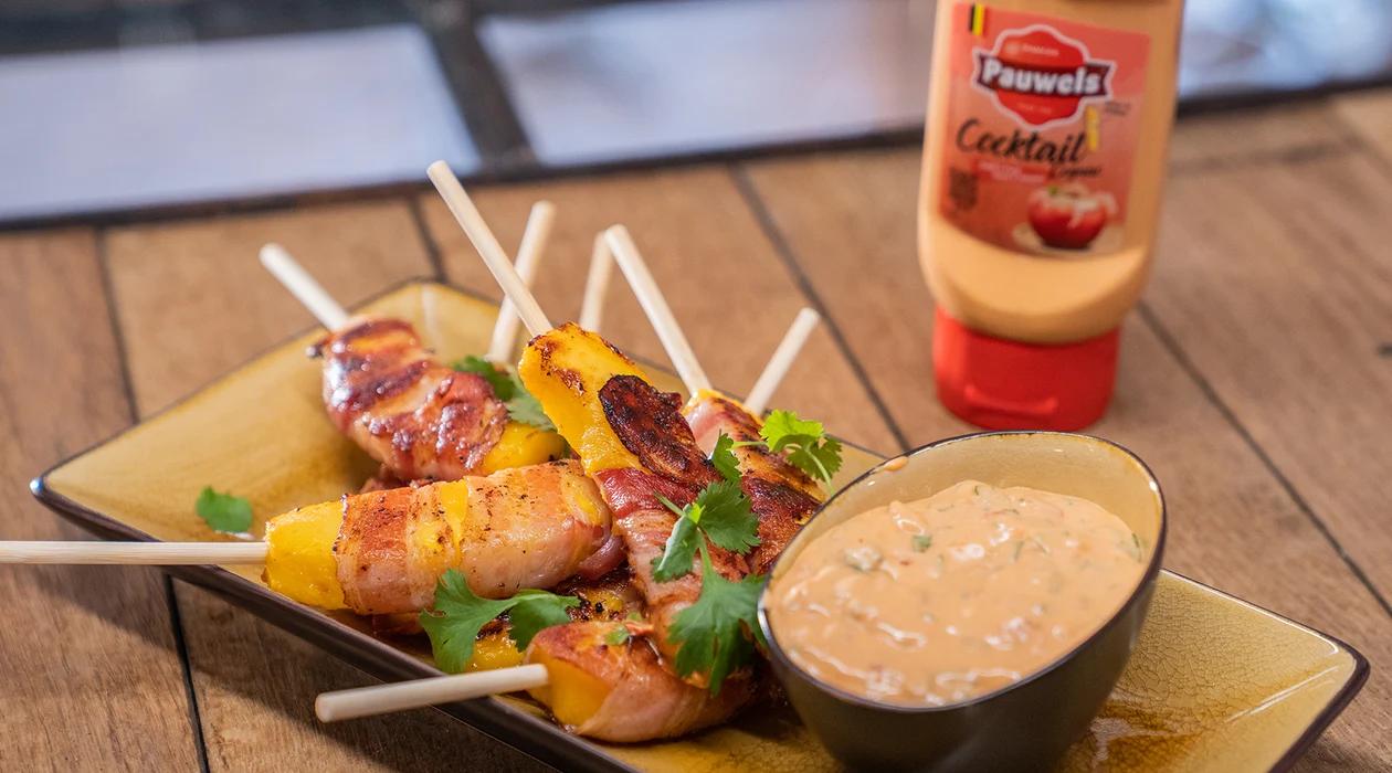 Mangosticks met Cocktailsaus