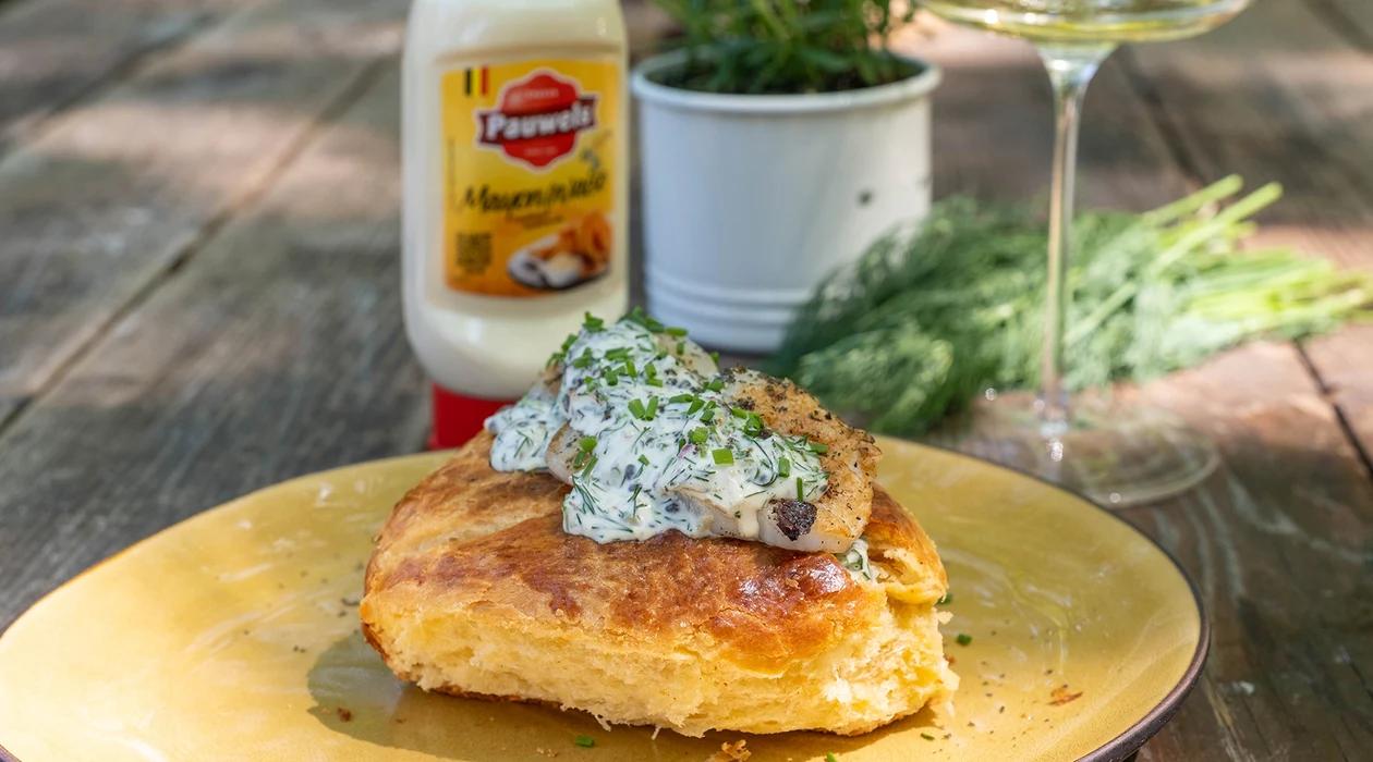 Brioche coquilles met Mayonaise