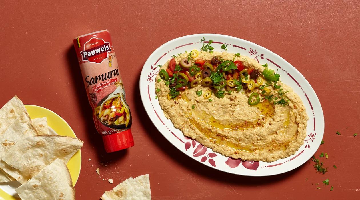 Spicy hummus met Pauwels Samurai