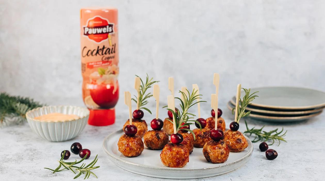 Veenbessenballetjes met Pauwels Cocktail